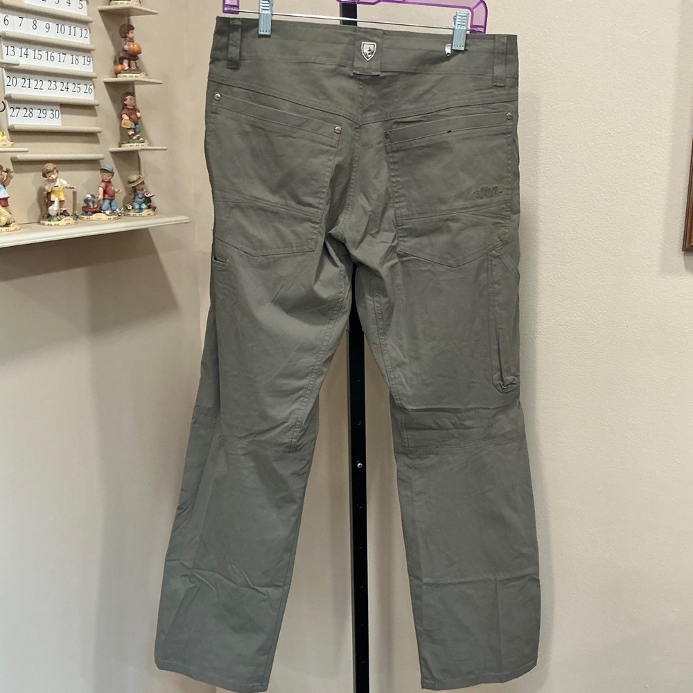 Kuhl Pants Revolvr 32x30 Driftwood Stretch Hiking Outdoor Utility Trousers Men